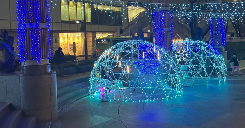 クリスマスイルミネーション_赤羽ビビオ前